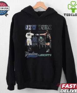 Aaron Judge New York Yankees X Sabrina Ionescu New York Liberty Signatures 2024 T Shirt Black