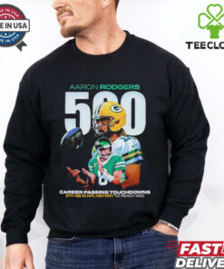 Aaron Rodgers 500 Career Passing Touchdowns Shirt with a bold design celebrating the quarterback’s remarkable achievement, perfect for Packers fans and Rodgers supporters.