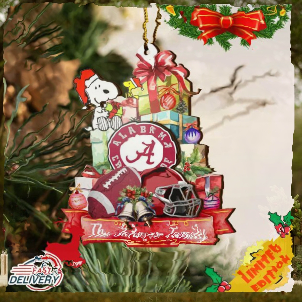 Alabama Crimson Tide And Snoopy Christmas NCAA Ornament Custom Your Family Name