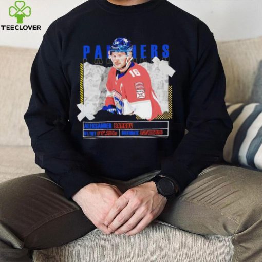 Aleksander Barkov number 16 Florida Panthers ice hockey player pose paper gift hoodie, sweater, longsleeve, shirt v-neck, t-shirt