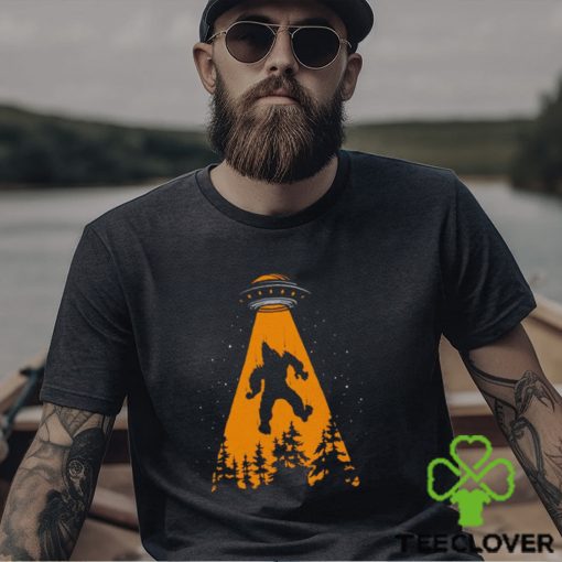 Alien Squatch UFO shirt
