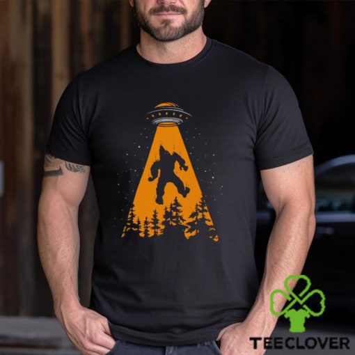 Alien Squatch UFO shirt