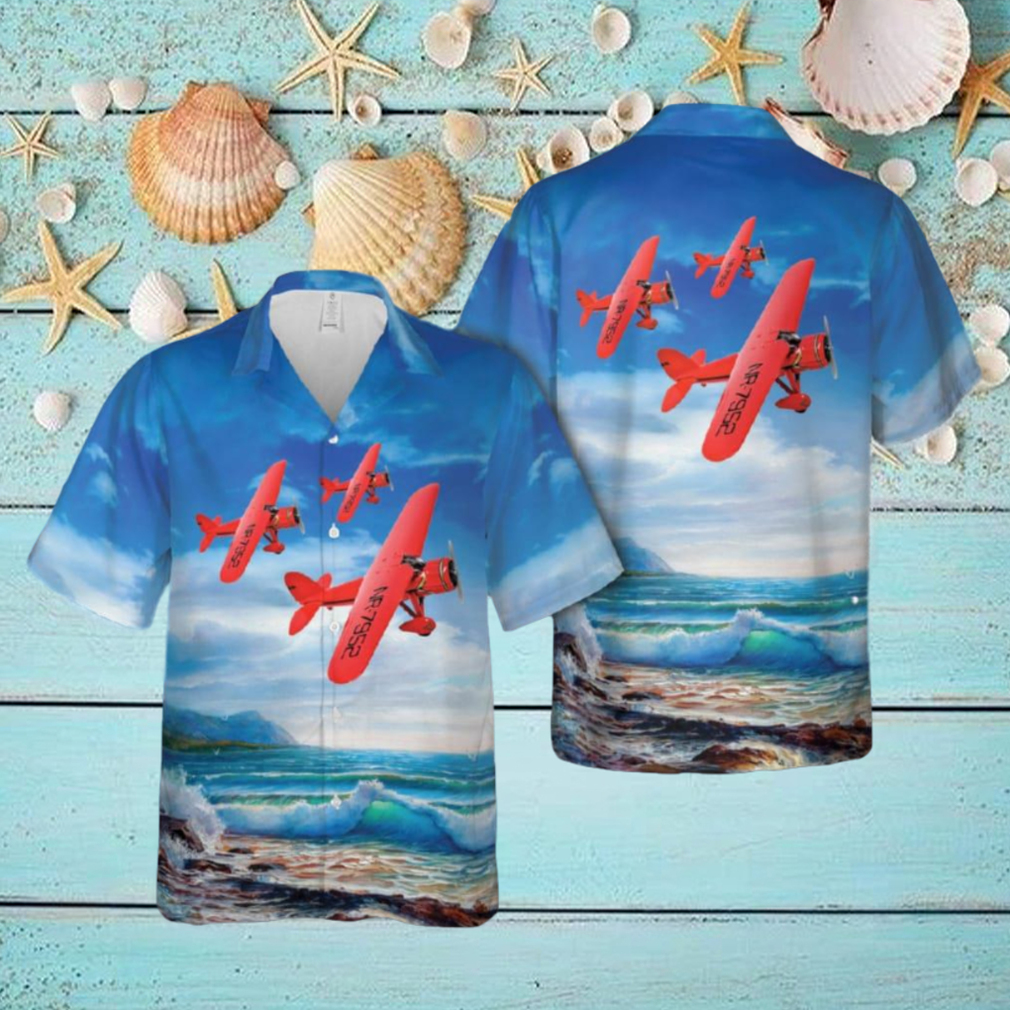 Amelia Earhart`s Red Airplane Hawaiian Shirt Gift Beach Summer