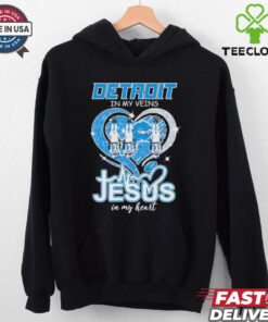 Amon Ra St Brown Detroit Lions in my veins Jesus in my heart shirt