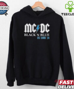 Amy Andrews Fox 2 Wearing Mcdc Black _N Blue Us Tour 24 Shirt