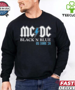 Amy Andrews Fox 2 Wearing Mcdc Black _N Blue Us Tour 24 Shirt