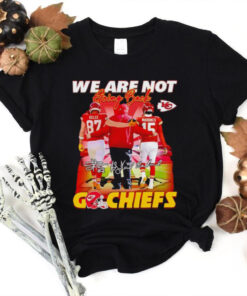 Andy Reid Travis Kelce Patrick Mahomes we are not going back go Chiefs signatures hoodie, sweater, longsleeve, shirt v-neck, t-shirt