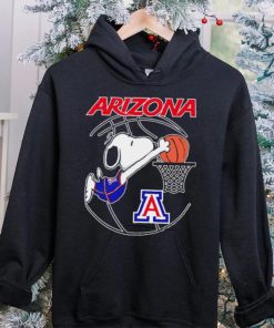 Arizona Wildcats basketball Snoopy dunk logo shirt