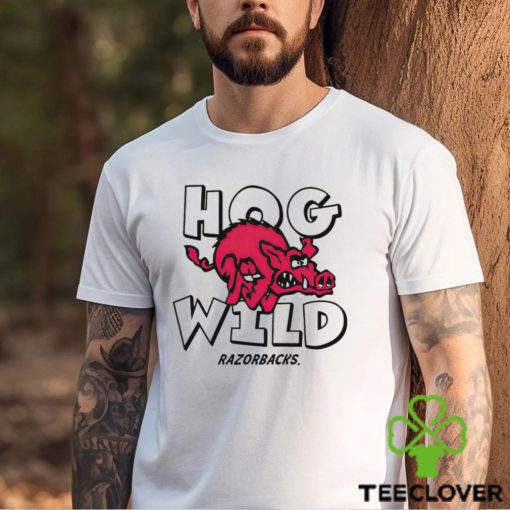 Arkansas Razorbacks Hog wild Razorbacks mascot hoodie, sweater, longsleeve, shirt v-neck, t-shirt