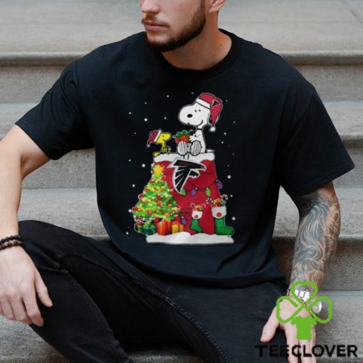 Atlanta Falcons Snoopy And Woodstock Christmas Shirt