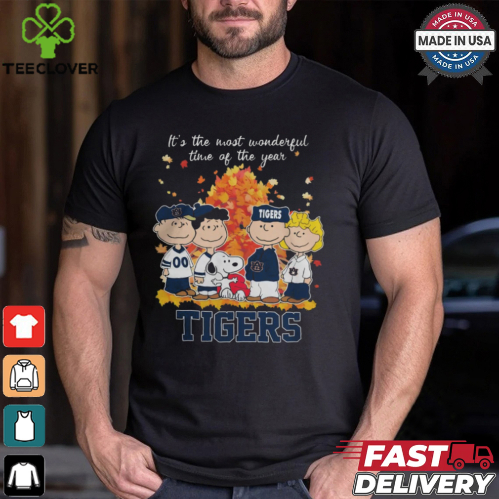 Auburn Tigers Peanuts Characters Autumn It’s The Most Wonderful Time Of The Year Shirt Auburn Tigers Peanuts Characters Autumn It’s The Most Wonderful Time Of The Year Shirt