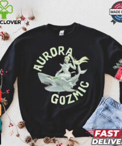 Aurora Comic Mommy Shark Painting t shirt