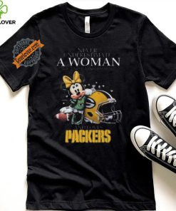 Awesome Mickey mouse never underestimate a woman who understands football and loves green bay packers shirt