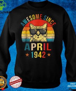 Awesome Since April 1942 80th Birthday Gift Cat Lover T Shirt