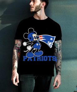 Awesome mickey Mouse cartoon NFL New England Patriots football player helmet logo hoodie, sweater, longsleeve, shirt v-neck, t-shirt