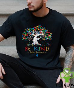 BE KIND AUTISM AWARENESS Classic T Shirt