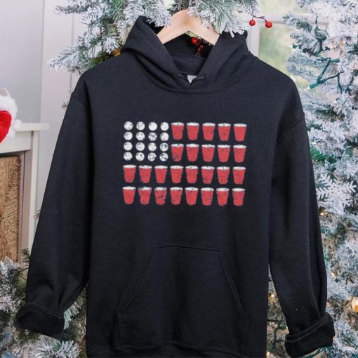 BEER PONG FLAG MEN’S TSHIRT