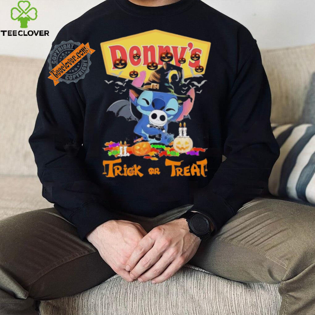 Baby Stitch Hug Baby Jack Skellington Denny’s Trick Or Treat Halloween 2024 shirt Baby Stitch Hug Baby Jack Skellington Denny’s Trick Or Treat Halloween 2024 shirt