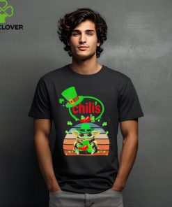 Baby Yoda Chili’s St Patrick’s Day 2024 vintage shirt 2 Baby Yoda Chili’s St Patrick’s Day 2024 vintage shirt