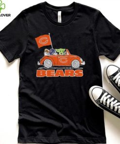 Baby Yoda Drive A Car Chicago Bears Football Flag Logo Shirt