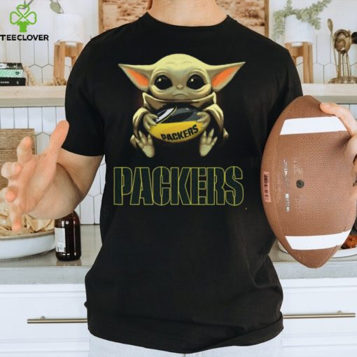 Baby Yoda Hug Green Bay Packer hoodie, sweater, longsleeve, shirt v-neck, t-shirt