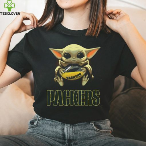 Baby Yoda Hug Green Bay Packer hoodie, sweater, longsleeve, shirt v-neck, t-shirt