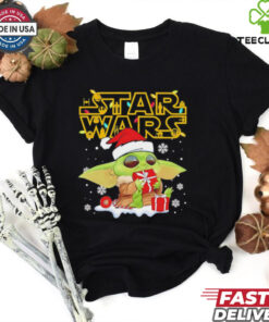 Baby Yoda Starwars Christmas gift shirt
