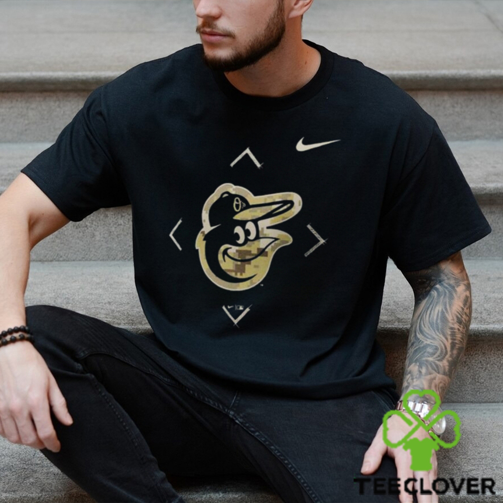 Men's Nike Black Baltimore Orioles Camo Logo T-Shirt Size: Small