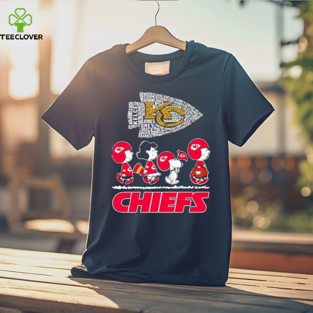 Big logo Peanuts characters Kansas City Chiefs shirt - Limotees