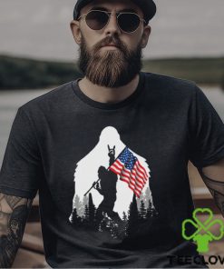 Bigfoot 4th July gift Kids T Shirt