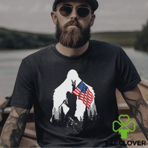 Bigfoot 4th July gift Kids T Shirt