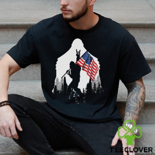 Bigfoot 4th July gift Kids T Shirt