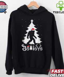 Bigfoot Christmas Gifts For Men Boys Girls Funny Christmas T Shirt Recovered