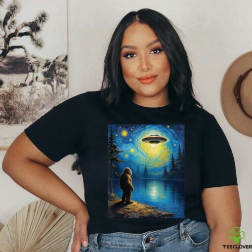 Bigfoot Gazing UFO Mystical Encounter Alien Visit Van Gogh Shirt