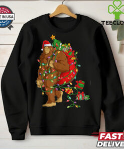 Bigfoot Sasquatch Santa Hat Christmas Xmas Tree Pjs Boys Men T Shirt Recovered