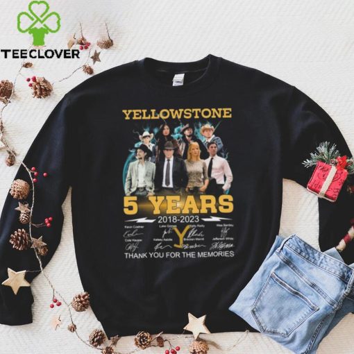 BjUACPyW yellowstone 5 years 2018 2023 thank you for the memories signatures hoodie, sweater, longsleeve, shirt v-neck, t-shirt Shirt