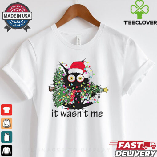 Black cat it wasn’t me Christmas tree shirt