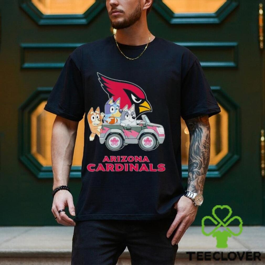 Bluey Bingo and Muffin in the car Arizona Cardinals NFL 2024 shirt Bluey Bingo and Muffin in the car Arizona Cardinals NFL 2024 shirt