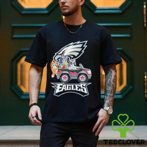 Bluey Bingo and Muffin in the car Philadenphia Eagles NFL 2024 hoodie, sweater, longsleeve, shirt v-neck, t-shirt