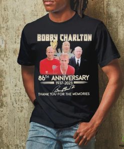 Bobby Charlton 86th anniversary 1937 2023 thank you for the memories signature hoodie, sweater, longsleeve, shirt v-neck, t-shirt