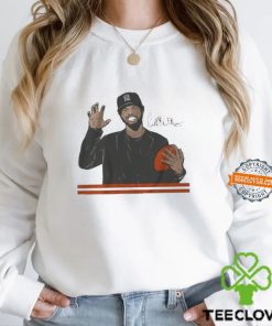 Caleb williams claw pose t shirts