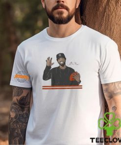 Caleb williams claw pose t shirts