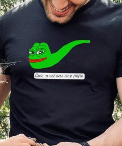 Ceci n’est pas une pepe meme shirt 1 Ceci n’est pas une pepe meme shirt