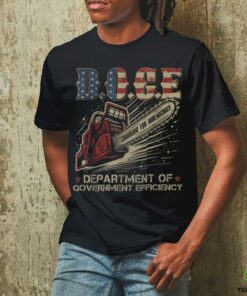 Chainsaw For Bureaucracy Funny D.O.G.E DOGE USA Flag T Shirt