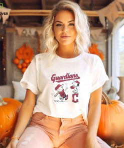 Charlie Brown And Snoopy Playing Baseball Cleveland Guardians MLB 2023 Shirt