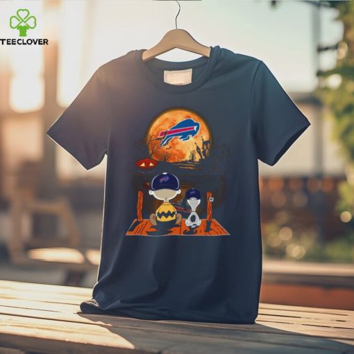 Charlie Brown And Snoopy Watching Buffalo Bills Halloween T Shirt