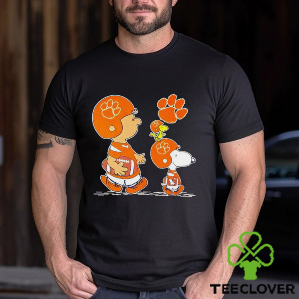 Charlie Brown Snoopy And Woodstock Clemson Tigers Football shirt Charlie Brown Snoopy And Woodstock Clemson Tigers Football shirt