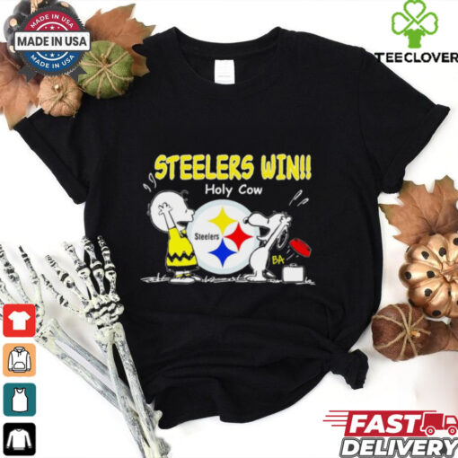 Charlie Brown Snoopy Pittsburgh Steelers win holy cow shirt