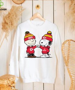 Charlie Brown and Snoopy NFL Kansas City Chiefs football go Chiefs cartoon shirt