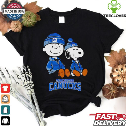Charlie Brown and Snoopy sitting Vancouver Canucks shirt